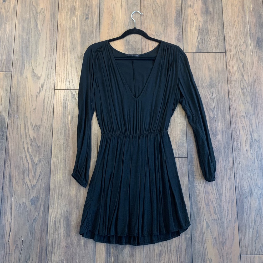 (2/$20) Brandy Melville V Neck Long Sleeve Dress